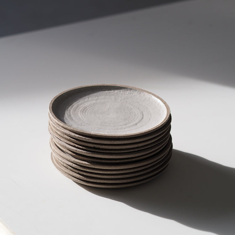ASSIETTE PLATE GRISE BLANCHE Ø16.5CM