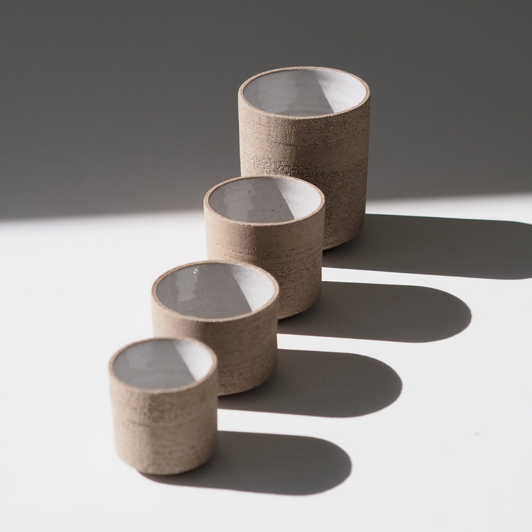 GOBELET GRAND GRIS BLANC Ø8,5CM
