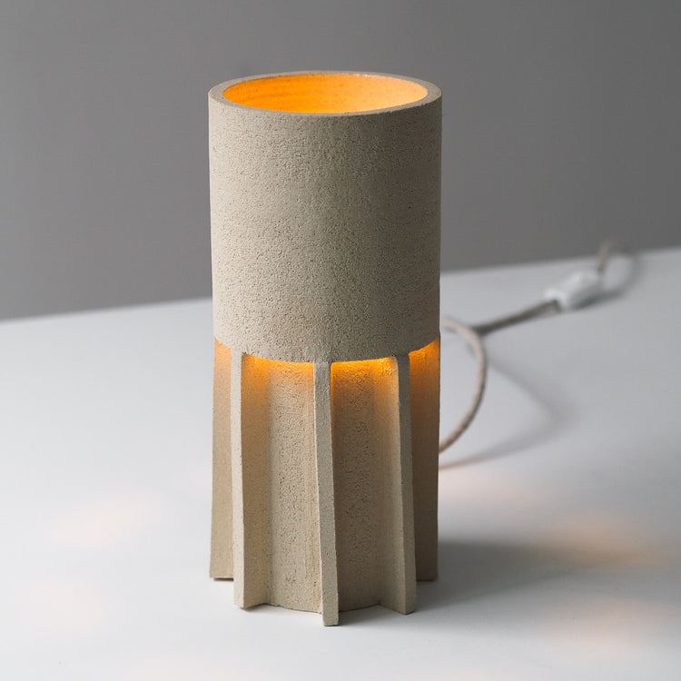 LAMPE SUR PIED FINE SABLE TRANSPARENT Ø13,5CM