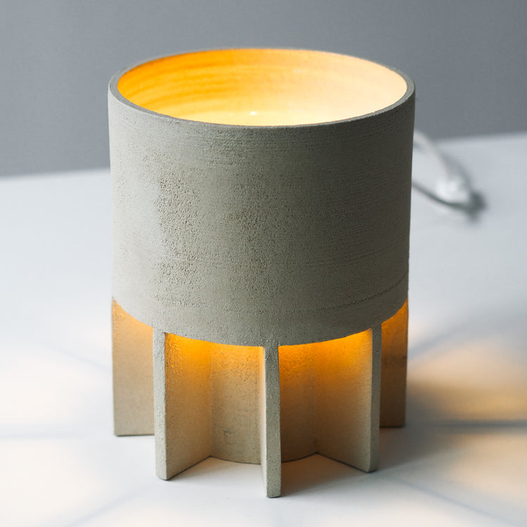 LAMPE SUR PIED GRANDE SABLE TRANSPARENT Ø19CM