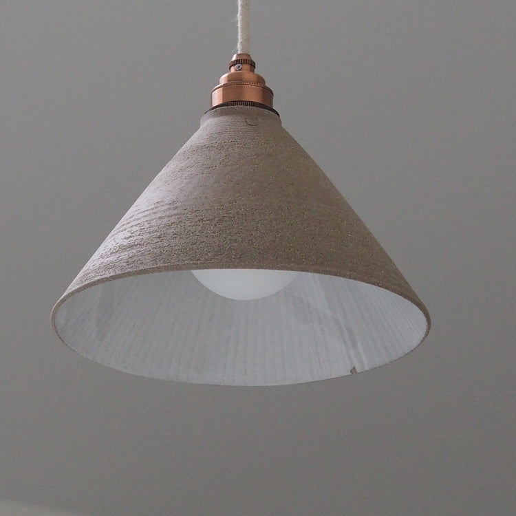 SUSPENSION TAILLE M GRES GRIS Ø23CM H14CM