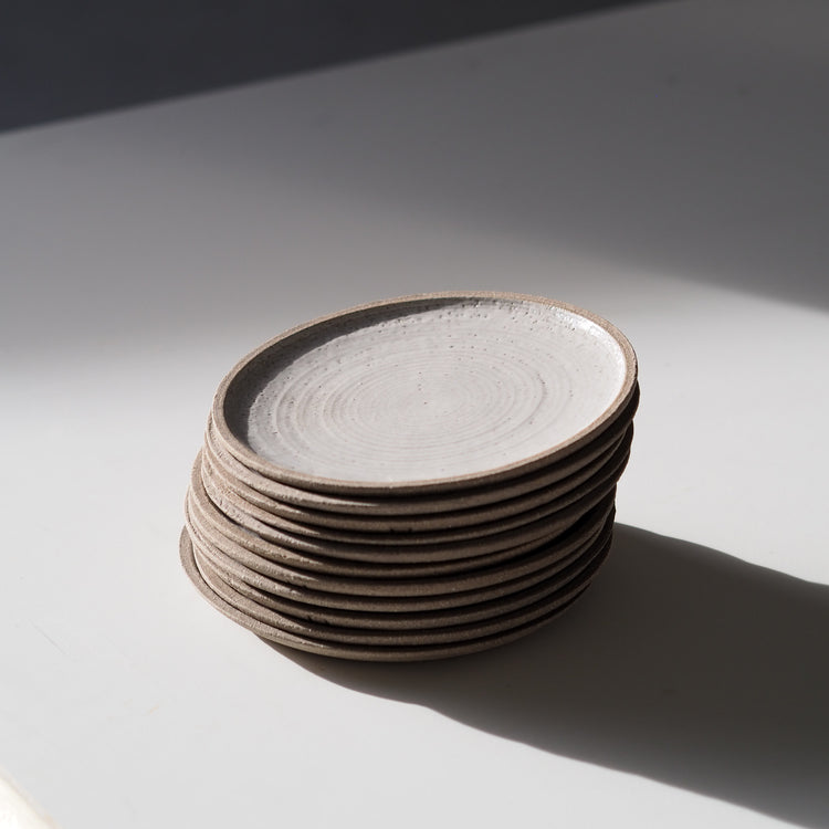 ASSIETTE PLATE GRISE  BLANCHE Ø16.5CM