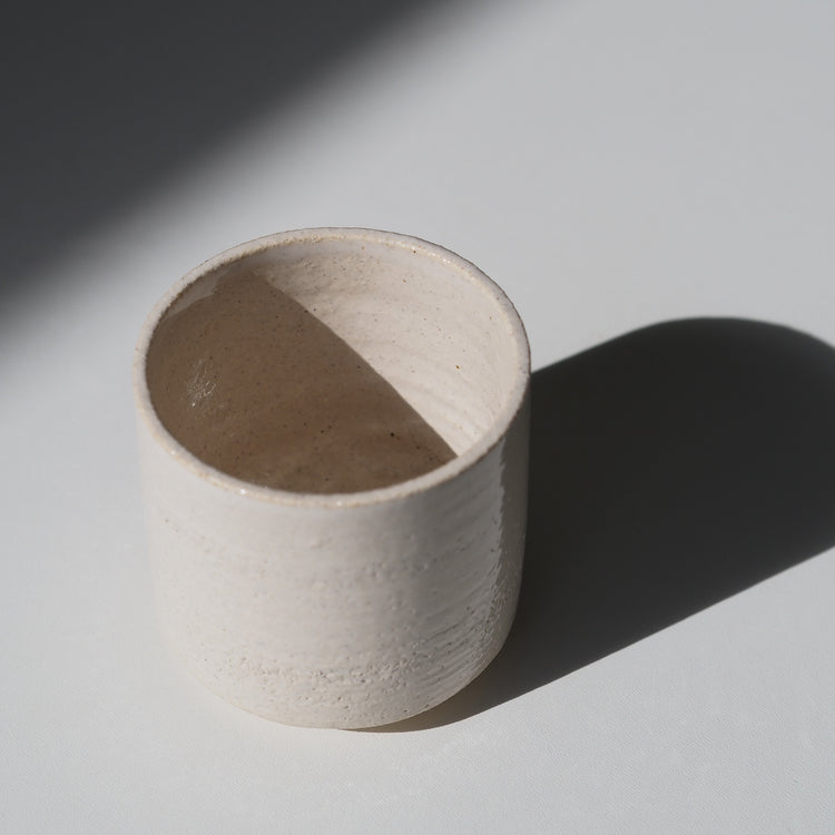 GOBELET MOYEN SABLE BLANC INTÉGRAL Ø7CM