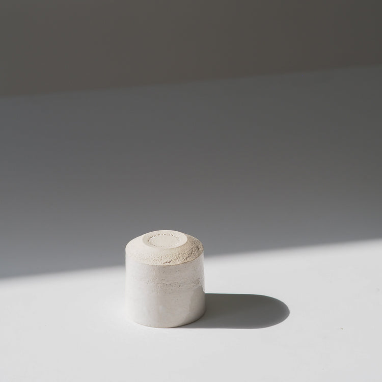 GOBELET MOYEN SABLE BLANC INTÉGRAL Ø7CM