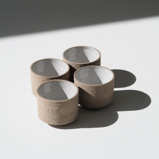 GOBELET PETIT GRIS BLANC Ø7,5CM
