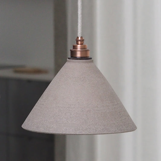 SUSPENSION TAILLE M GRES GRIS Ø23CM H14CM
